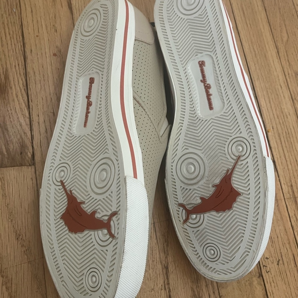 Tommy Bahama Perforated Tan Slip-On Loafer Sneakers 13 NWOB - Picture 4 of 5